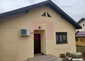 Casă 2020, parter+pod, garaj, magazie, curte 420 mp, Săbăreni 
