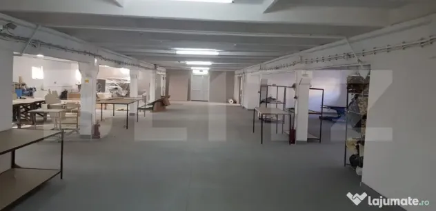 Hală industrială P + 1, 1.977 mp, teren 2.700 mp, Bariera