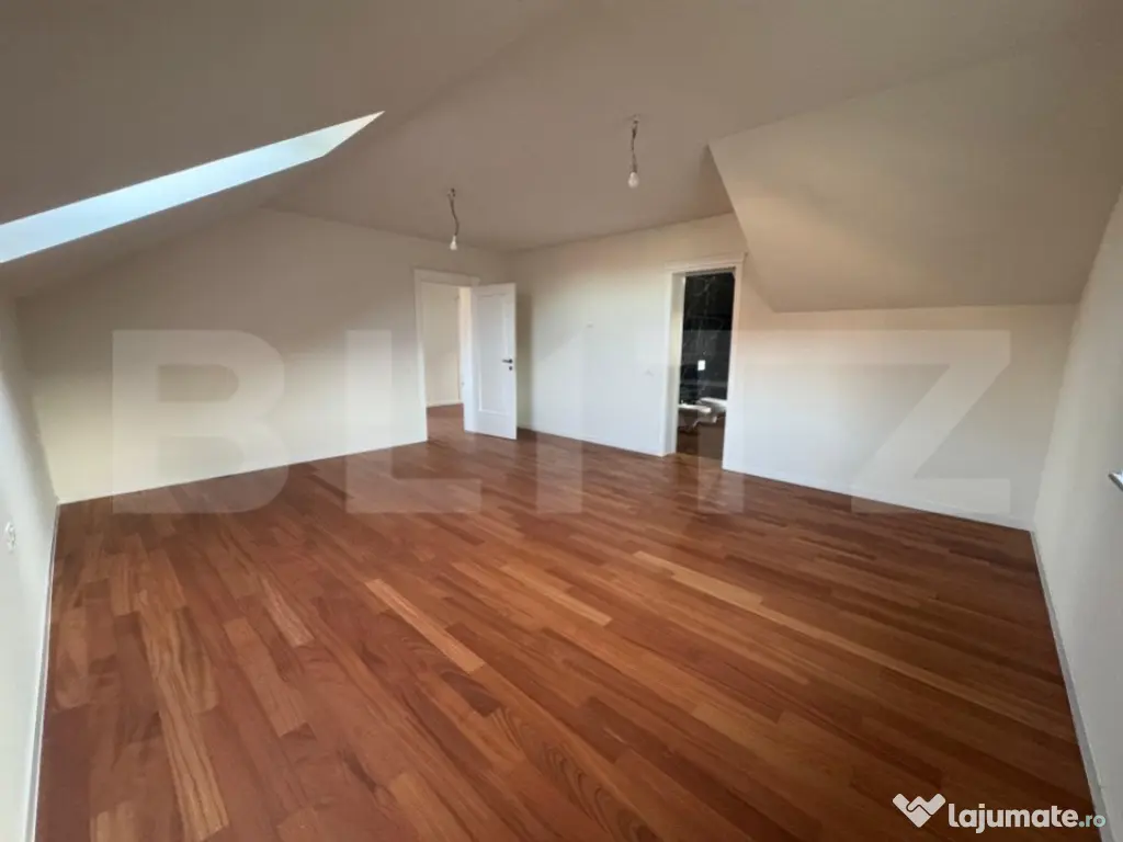 Casă 4 camere, 257mp, zona Zăvoi.