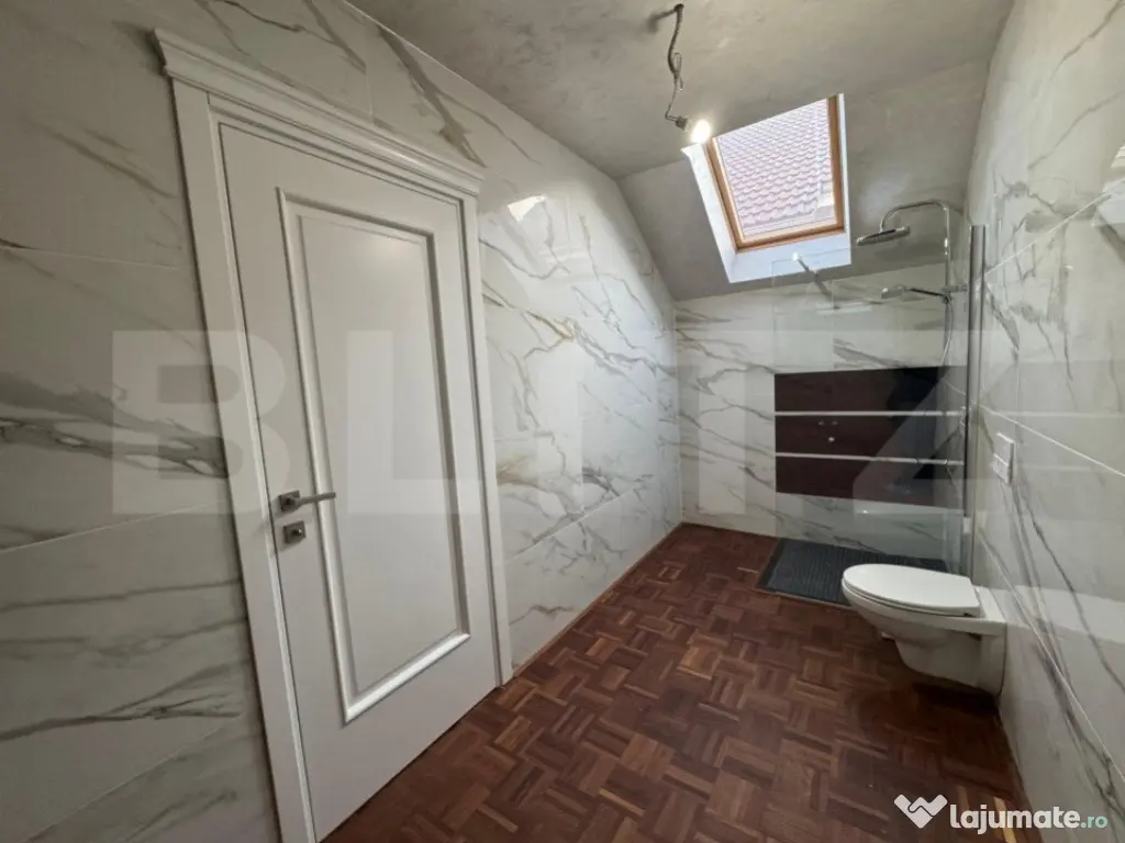 Casă 4 camere, 257mp, zona Zăvoi.