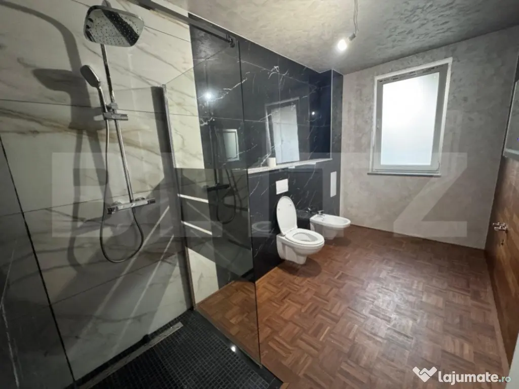 Casă 4 camere, 257mp, zona Zăvoi.