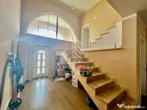 Jumatate de duplex de vanzare cu 6 camere in Mosnita Noua, Timisoara