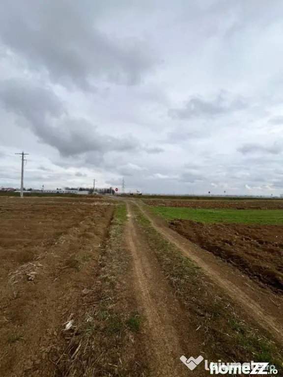 Teren extravilan 2500 mp,cu acces la Centura ,Radauti - Horodnic (Suceava)