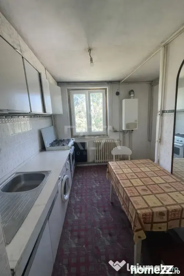 4 camere, Titan, decomandat, centrala, et. 4, 83mp, metrou,