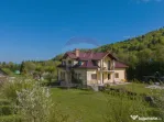 Vilă în zona Glăjărie, 10 camere, Sp + E + M, teren 2...