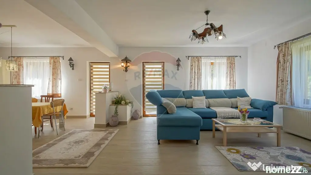 Vilă în zona Glăjărie, 10 camere, Sp + E + M, teren 2...