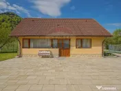 Vilă în zona Glăjărie, 10 camere, Sp + E + M, teren 2... 