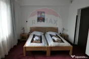 Vilă cu 10 camere de vânzare în zona Centrala 