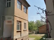 Casa de vanzare, 6 camere, 140 mp, zona 14 Mai