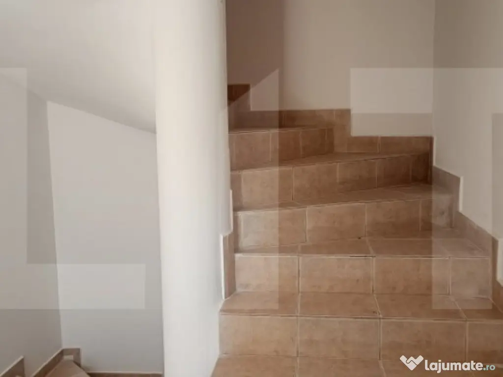 Spatiu comerical, de inchiriat, 375 mp, zona Casa indiv