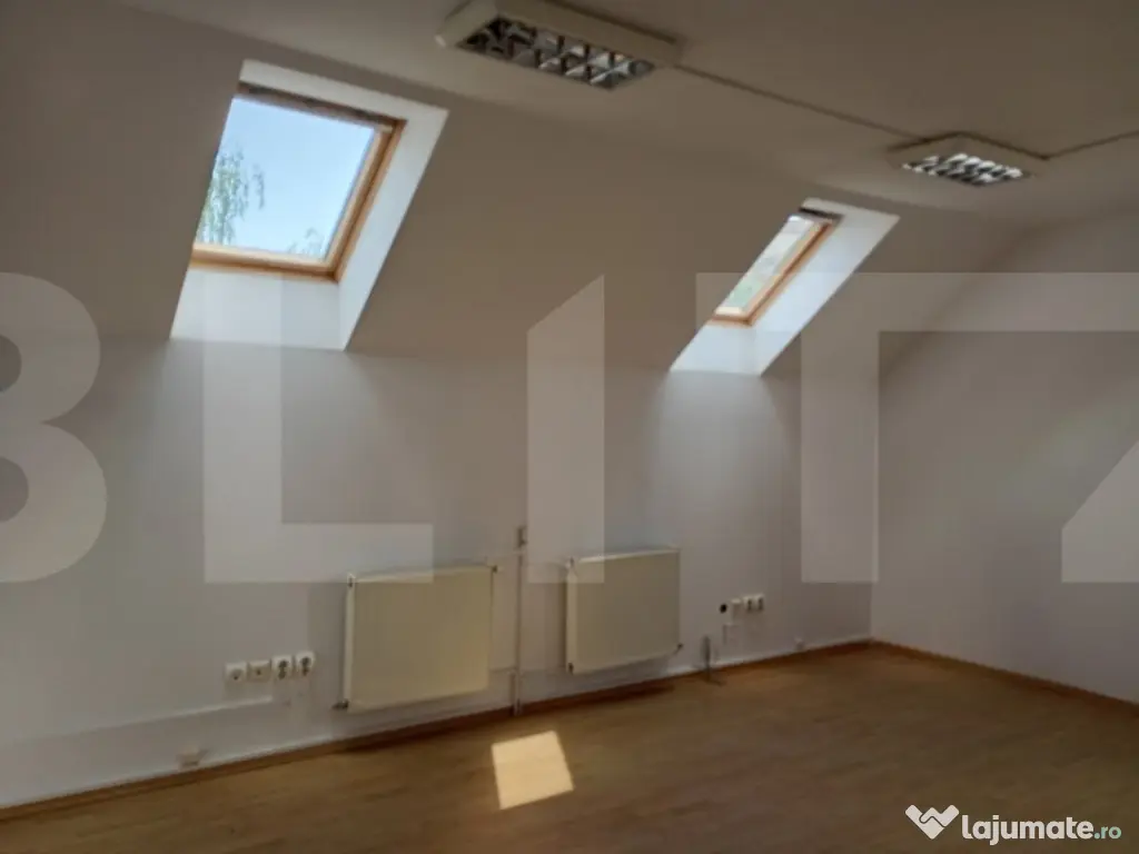 Spatiu comerical, de inchiriat, 375 mp, zona Casa indiv