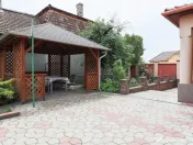 Casă spațioasă cu 4 dormitoare în Nădlac – gata de... 