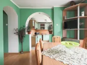 Casă spațioasă cu 4 dormitoare în Nădlac – gata de... 