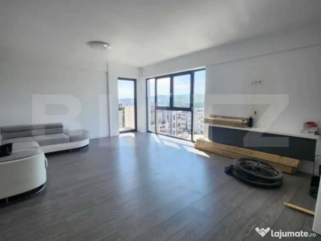 Apartament de vanzare cu 3 camere, 81 mp, zona Donath Park