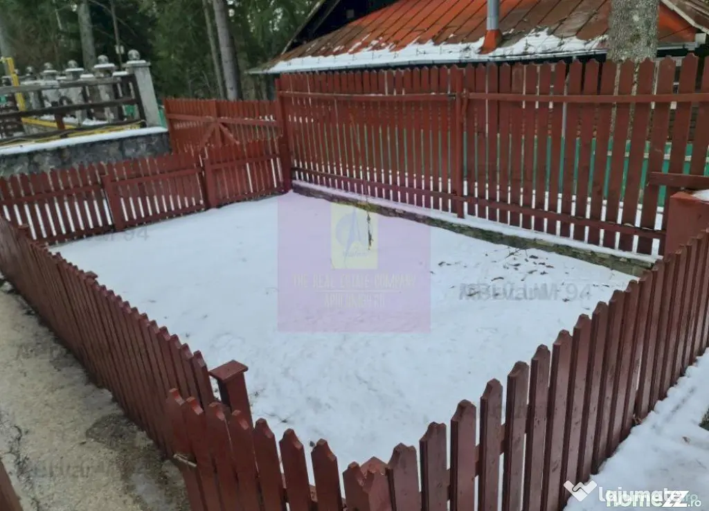 Vilă de vânzare in Sinaia - Zona Cumpătu