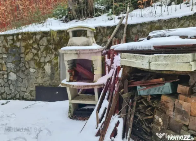 Vilă de vânzare in Sinaia - Zona Cumpătu
