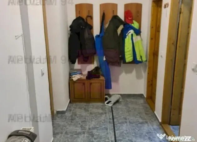 Vilă de vânzare in Sinaia - Zona Cumpătu