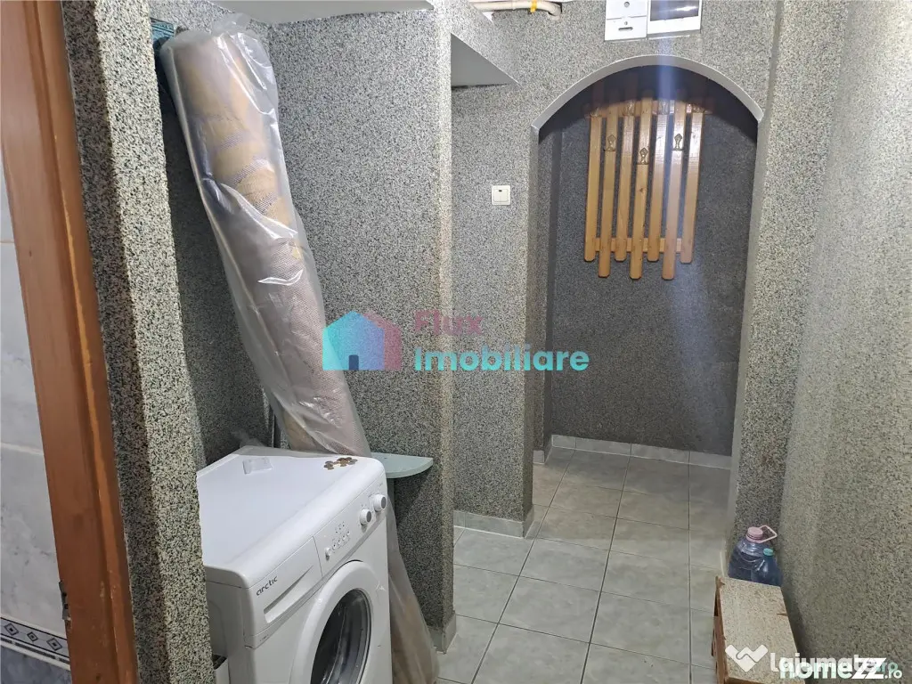Apartament cu 3 camere semimobilat etaj 3 George Enescu