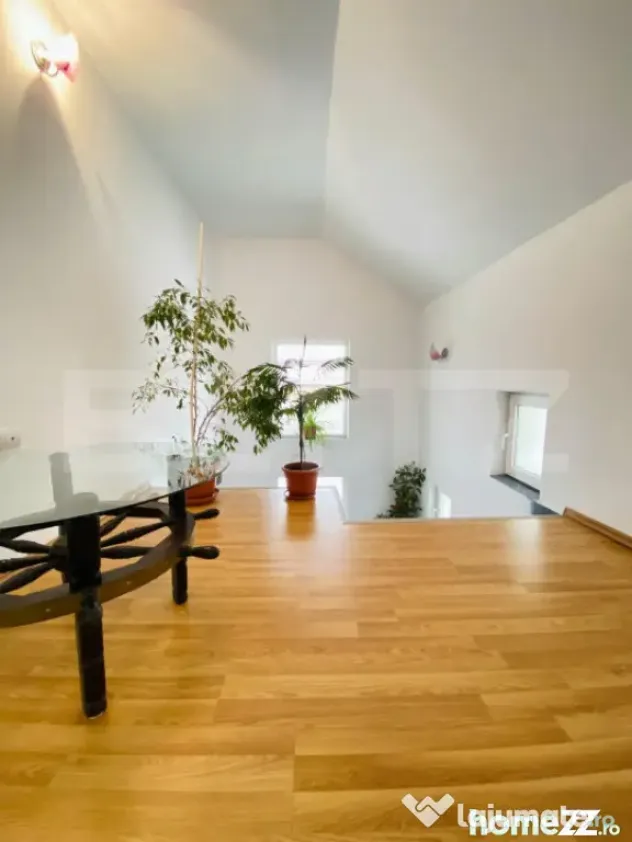 Casa individuala, 180 mp utili, 600 mp curte, parcare, zona - Cluj-Napoca (Cluj)