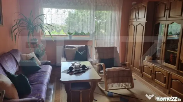 Apartament de vanzare, cu 3 camere, 91 mp, zona Bl. Closca - Satu Mare (Satu-Mare)