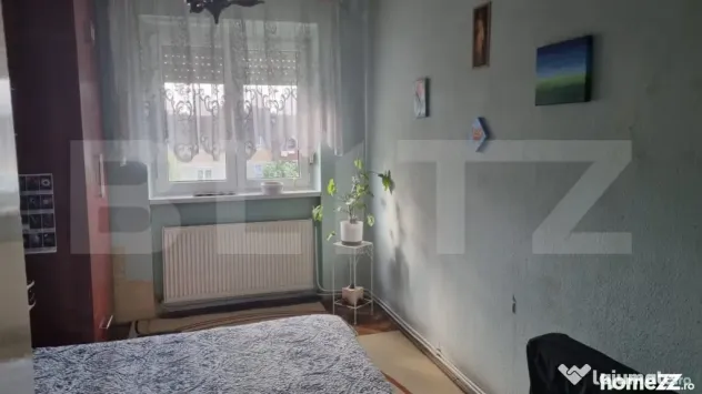 Apartament de vanzare, cu 3 camere, 91 mp, zona Bl. Closca - Satu Mare (Satu-Mare)