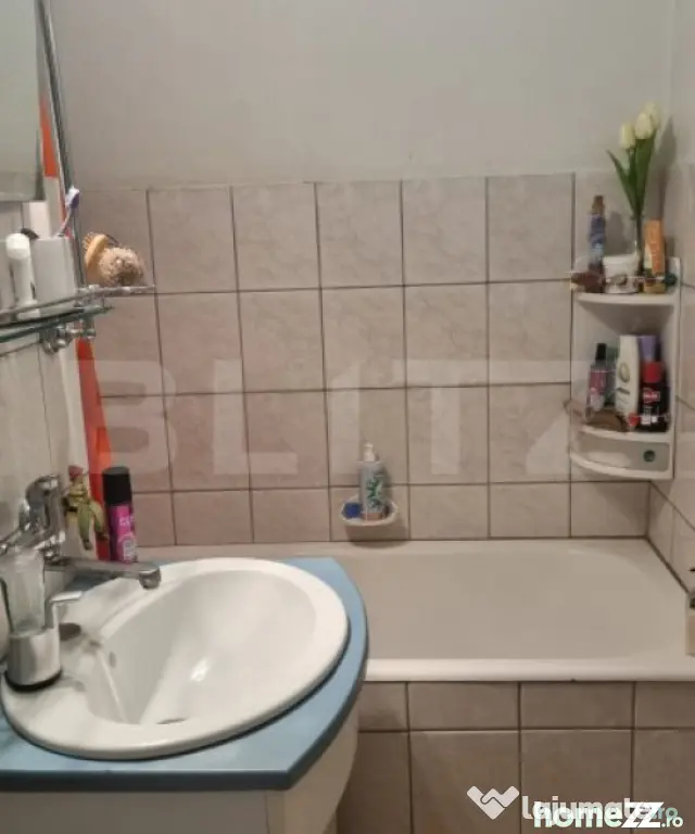Apartament de vanzare, cu 3 camere, 91 mp, zona Bl. Closca - Satu Mare (Satu-Mare)