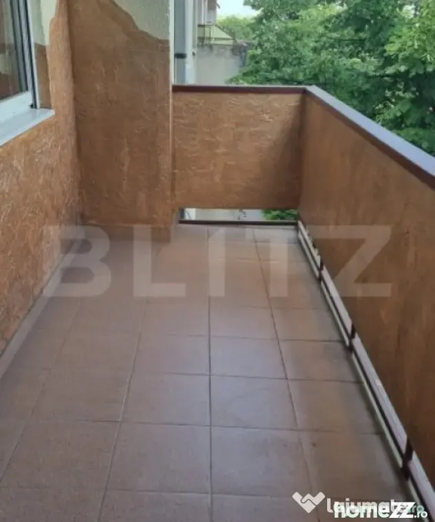 Apartament de vanzare, cu 3 camere, 91 mp, zona Bl. Closca - Satu Mare (Satu-Mare)