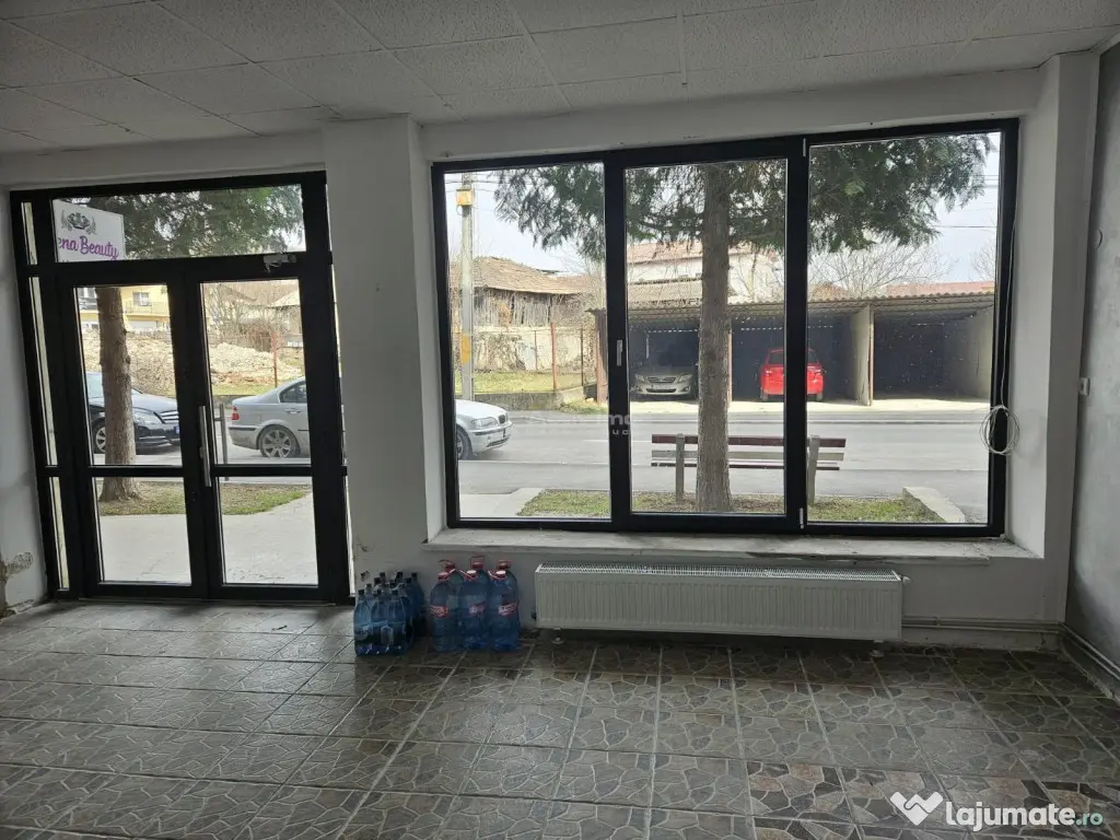 Spatiu comercial de inchiriat 110 mp Central Fieni