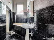 Apartament 4 camere spațioase, curte, zona Piata Catedralei 