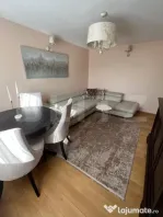 Apartament de vanzare, cu 3 camere, etaj intermediar, decoma