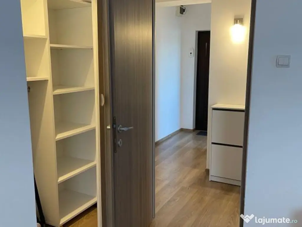 Apartament cu o camera, sup 47 mp - Faleza Dunarii