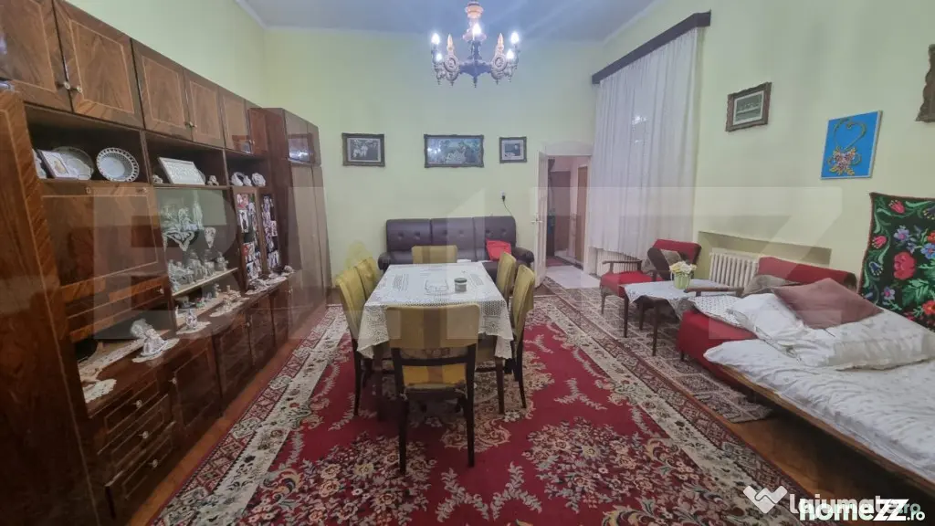 Apartament de vanzare, cu 2 camere, 82 mp, zona ultracentral - Satu Mare (Satu-Mare)