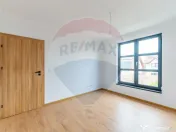 Apartament cu terasă și 2 parcări - Complex nou central 