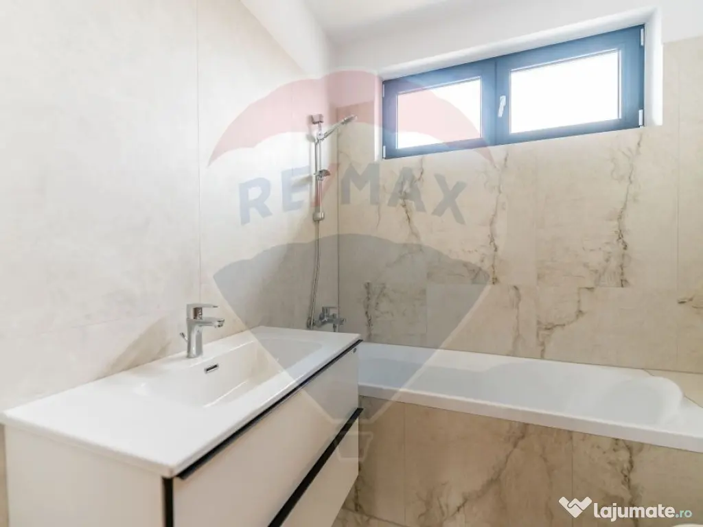 Apartament cu terasă și 2 parcări - Complex nou central