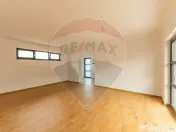 Apartament cu terasă și 2 parcări - Complex nou central 