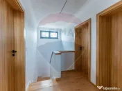 Apartament cu terasă și 2 parcări - Complex nou central 