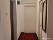 Apartament decomandat cu 2 camere, etaj1/3, Vaslui, Vis-a-vi 