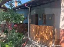 Apartament de vanzare, cu 2 camere, 55 mp, zona Sinaia