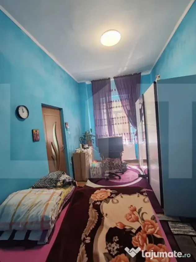 Apartament de vanzare, cu 2 camere, 55 mp, zona Sinaia