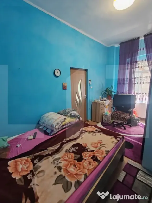 Apartament de vanzare, cu 2 camere, 55 mp, zona Sinaia