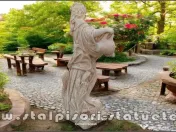 Statuetă domnița cu ulcea, galben patinat, model S16. 