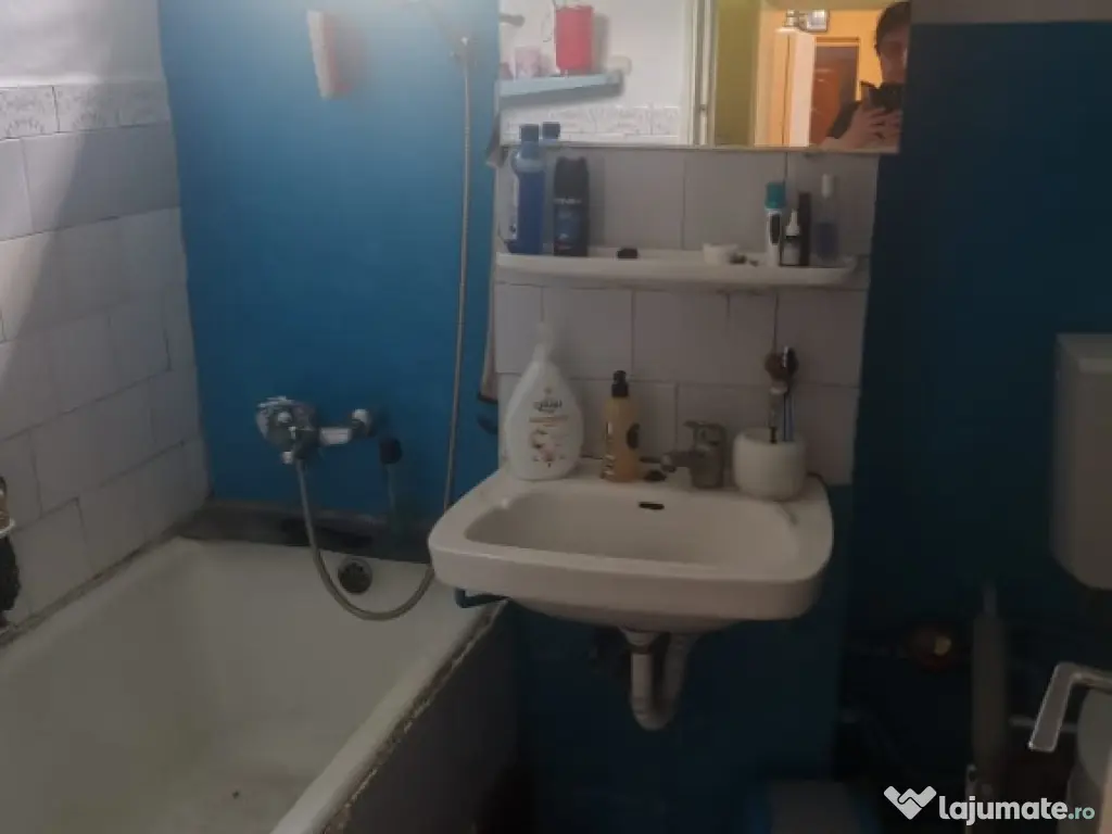 Apartament 2 camere confort 1 Viziru 1 ,etaj 3/4