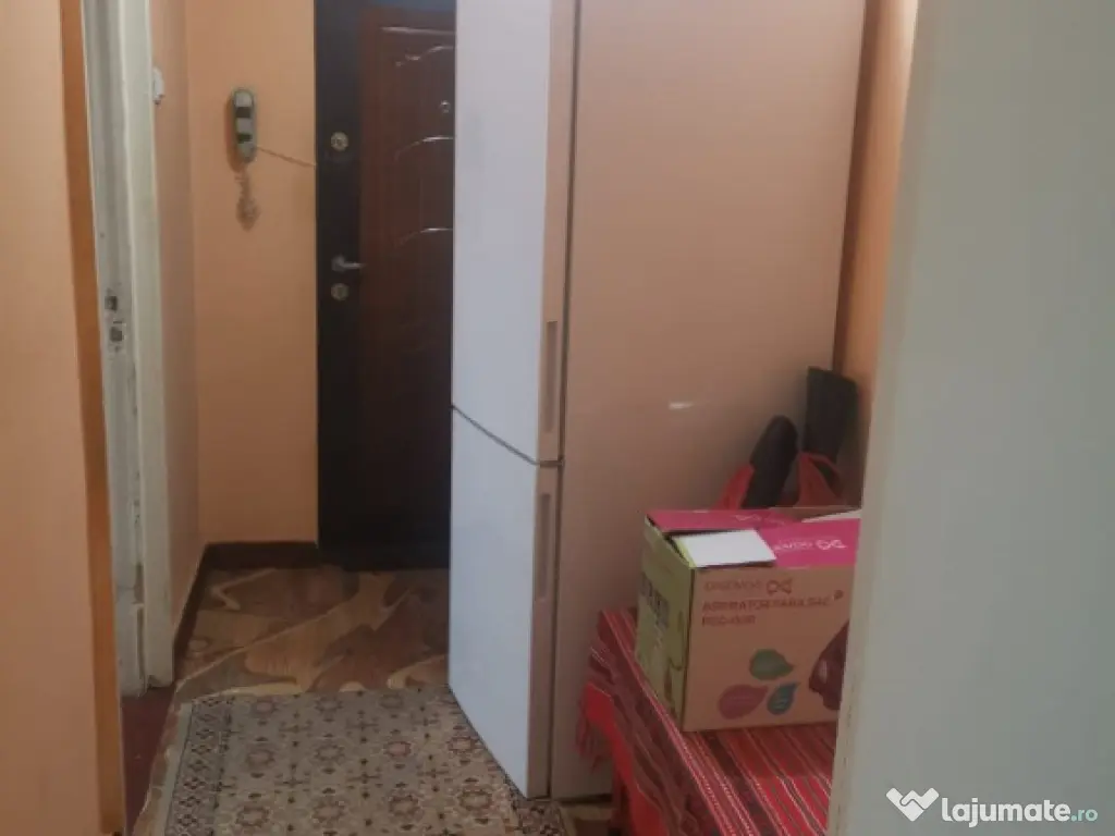 Apartament 2 camere confort 1 Viziru 1 ,etaj 3/4