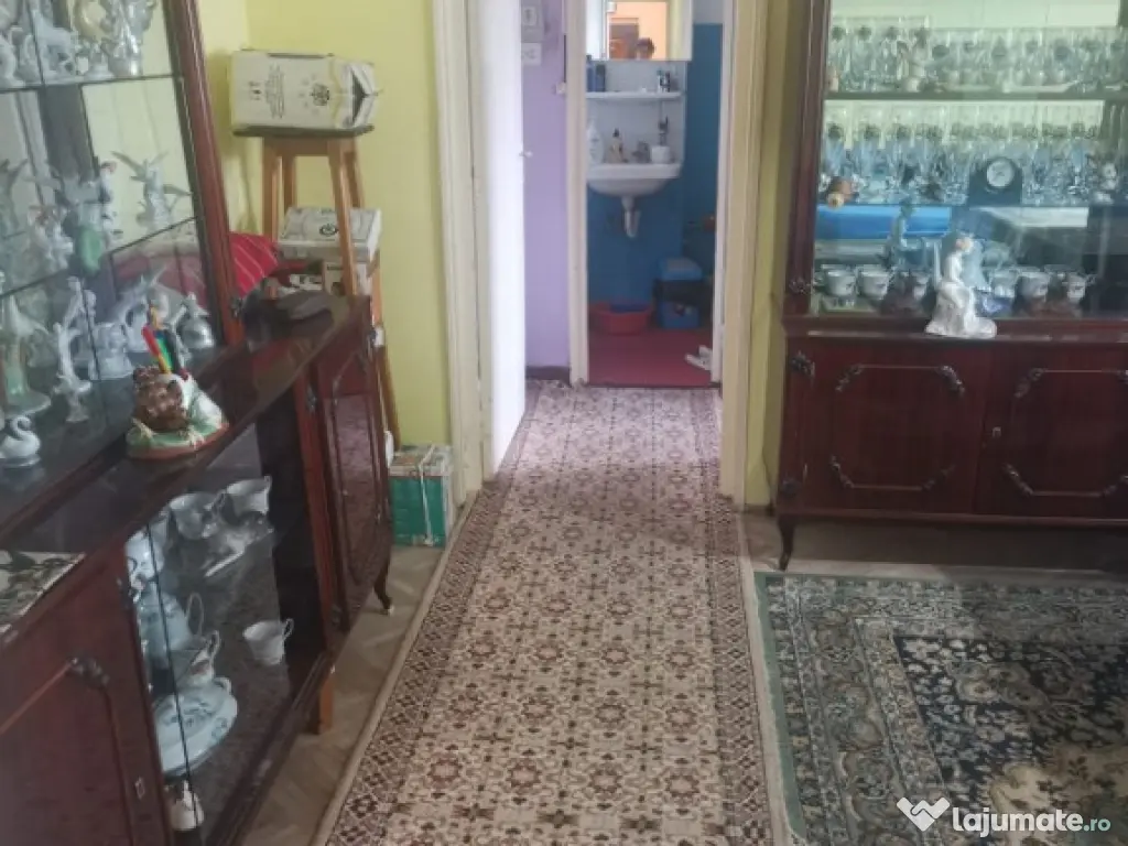 Apartament 2 camere confort 1 Viziru 1 ,etaj 3/4