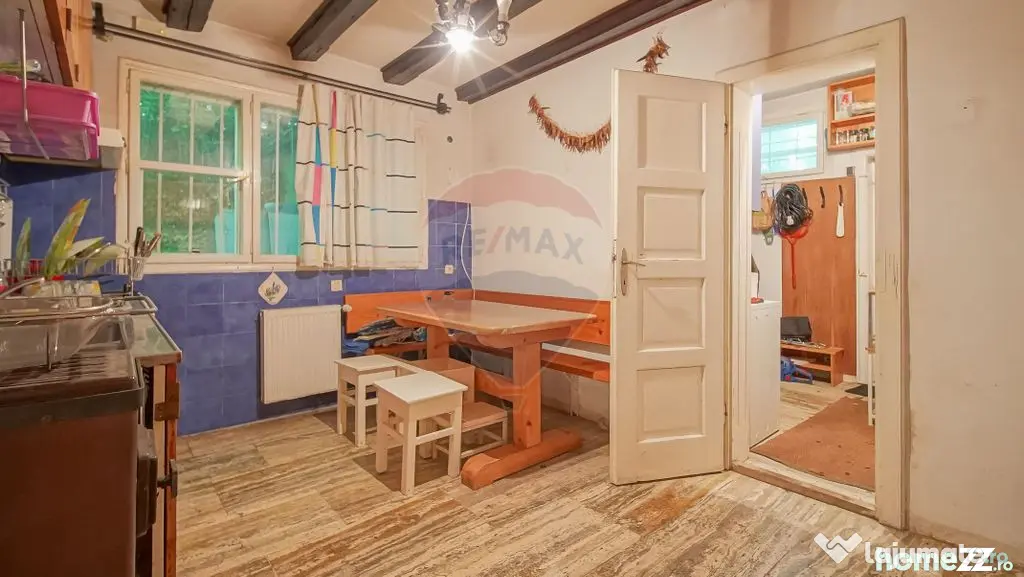 Vânzare 2 construcții, teren 3140 mp, în Centrul Istor...