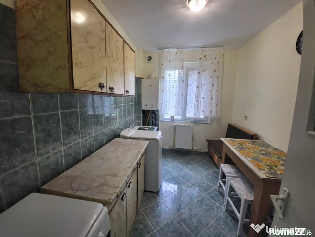 PODUL Roș Cantemir Palas 2 camere Liber