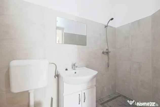 Locație excelentă: Spațiu comercial Reprezentanță sa...