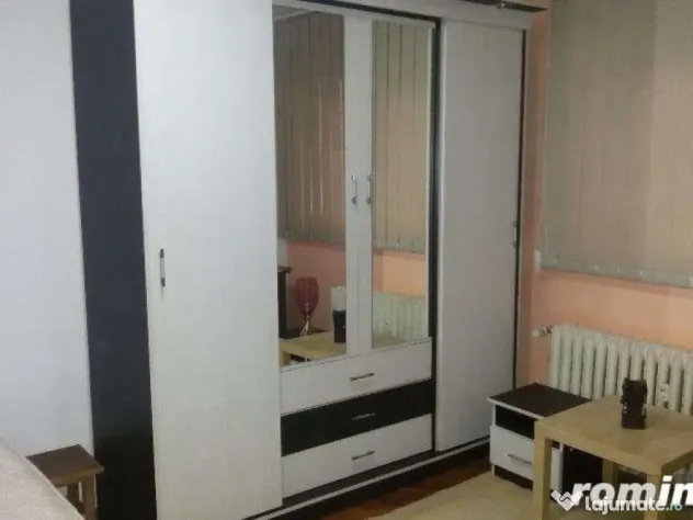 1 camera in zona Complexului Studentesc