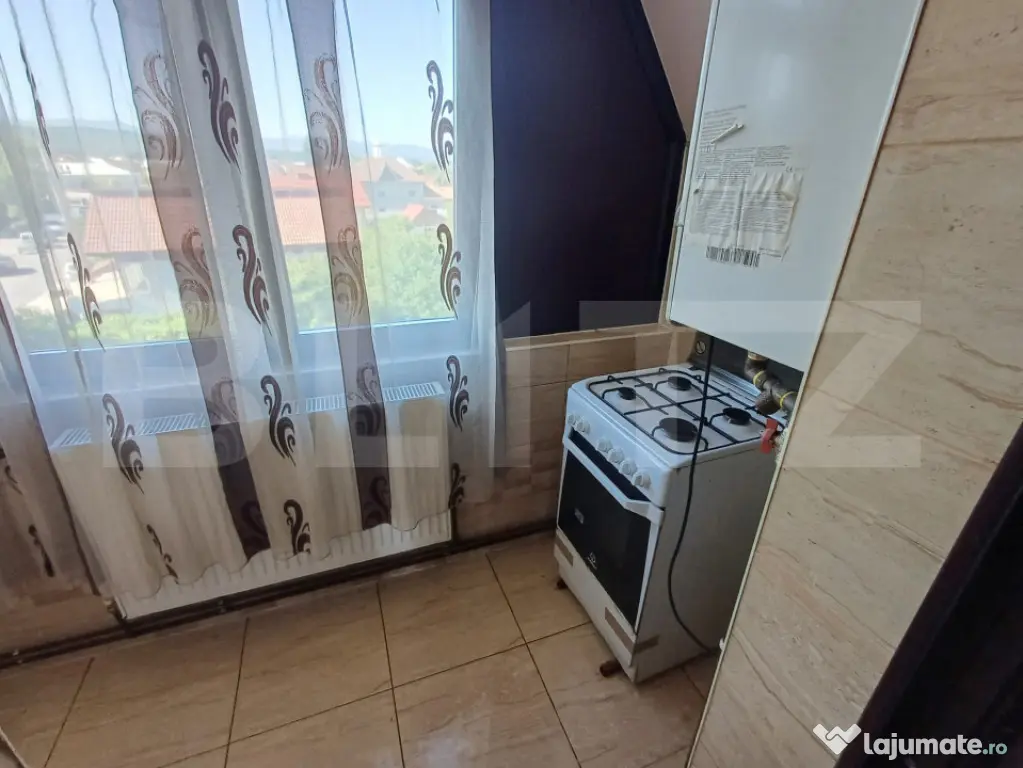 Garsoniera de inchiriat, 30 mp, confort 1, zona Lotrulu