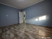 Casa parter si mansarda in zona Garii, Vaslui 